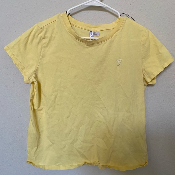 💛  Embroidered T-Shirt - Picture 6 of 8